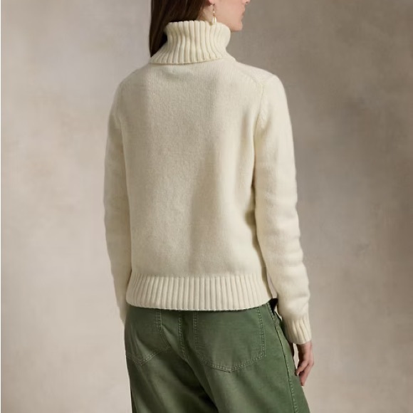RALPH LAUREN Wool + Cashmere Sweater - Picture 5 of 11